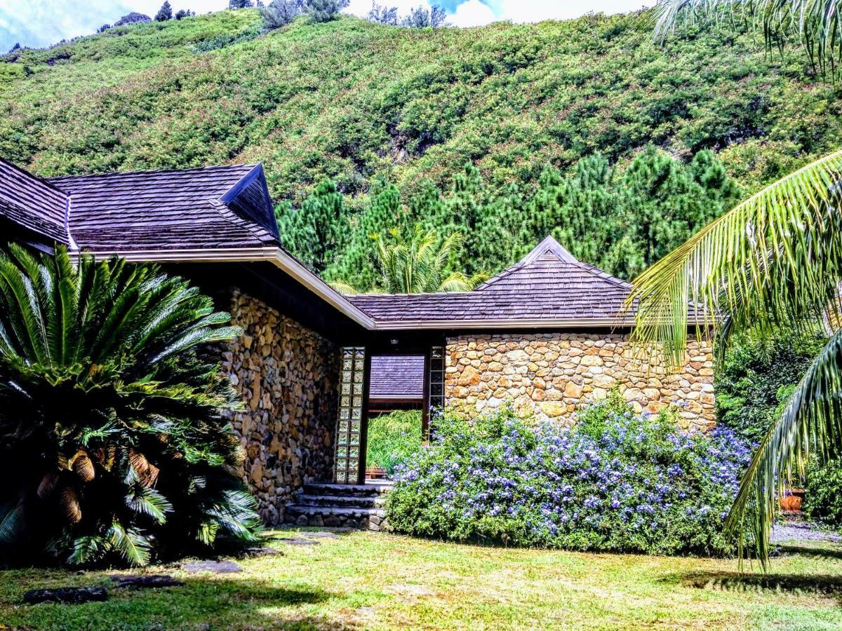 Pool Mountain Moorea Exterior foto